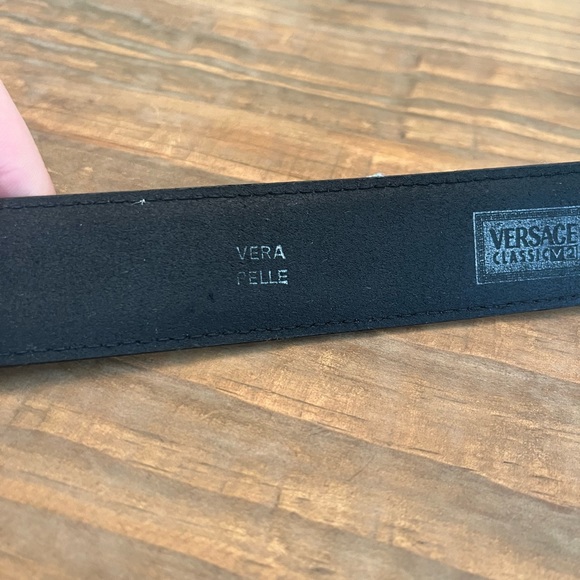 Versace V2 Belt Black Leather - Picture 5 of 9